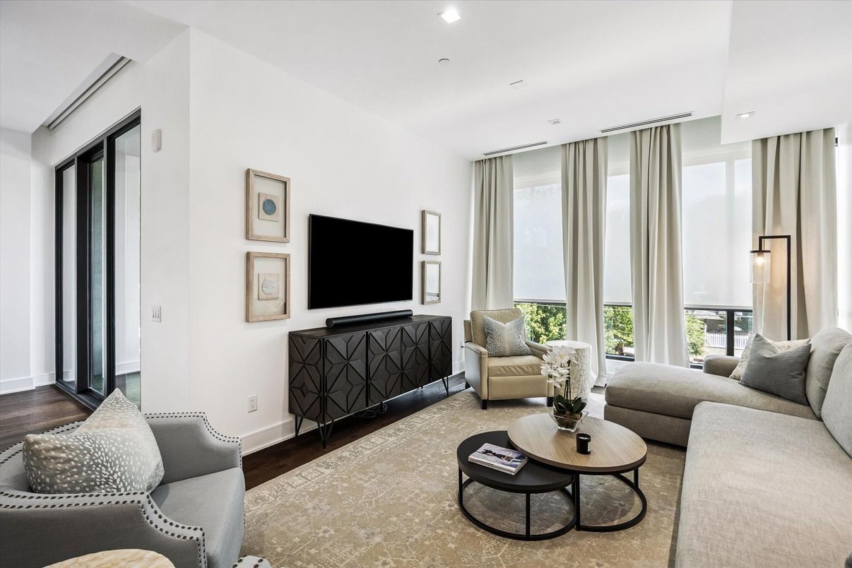 Interior, Living room, Recessed Lighting, Wood Texture Flooring