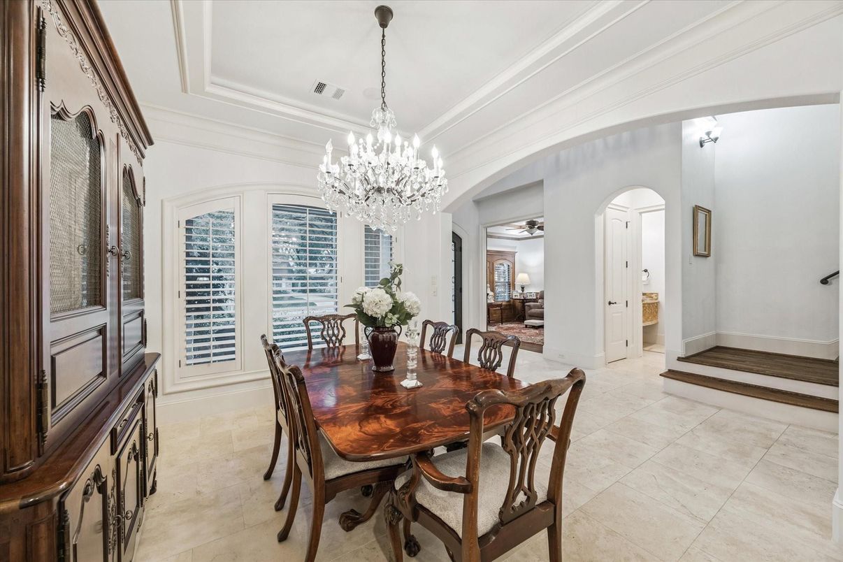 Chandelier, Dining room, Interior