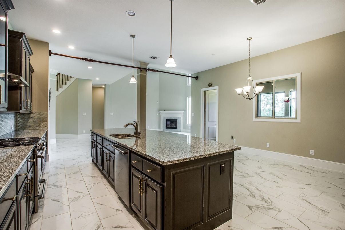 Fireplace, Interior, Kitchen, Marble, Pendant Lights, Recessed Lighting