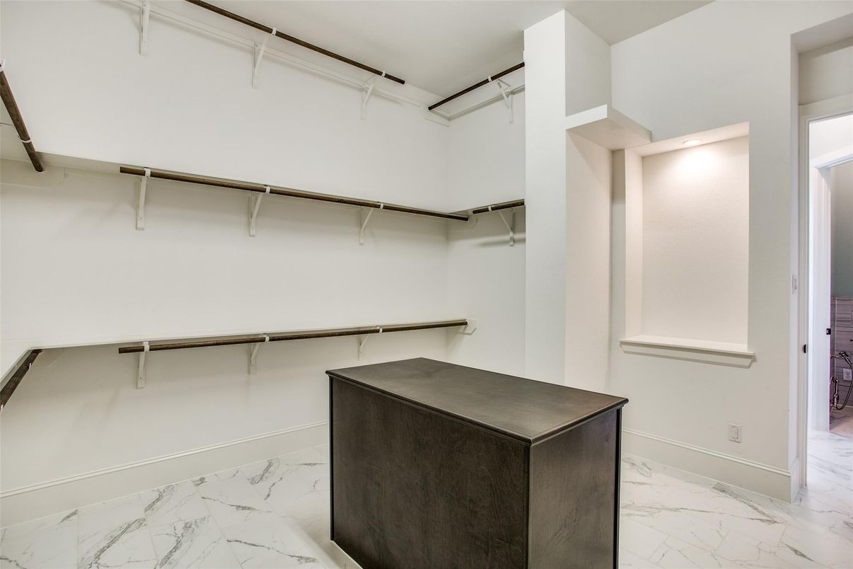 Interior, Marble, Recessed Lighting, Walk-in Closets