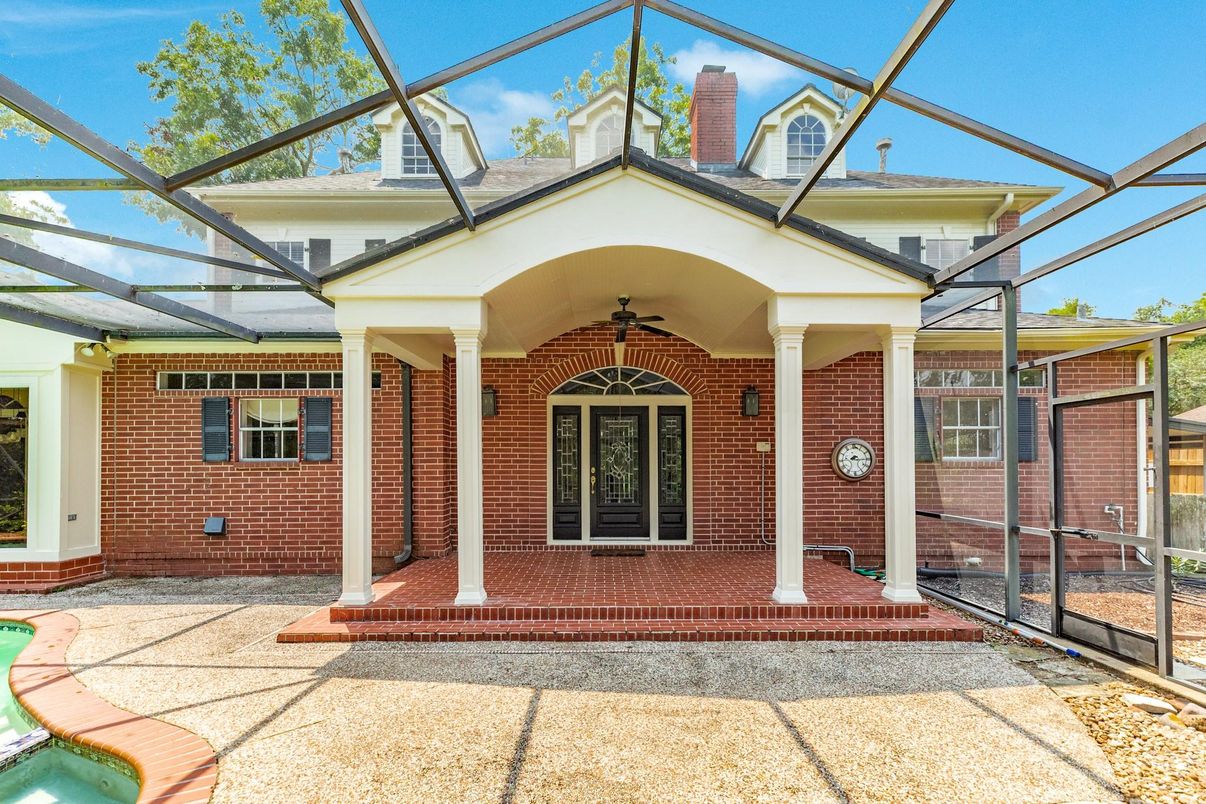 Exterior, Glass Ceilings, Sun Room