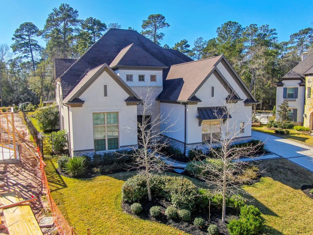 Backyard, Exterior, Facade, Farmhouse
