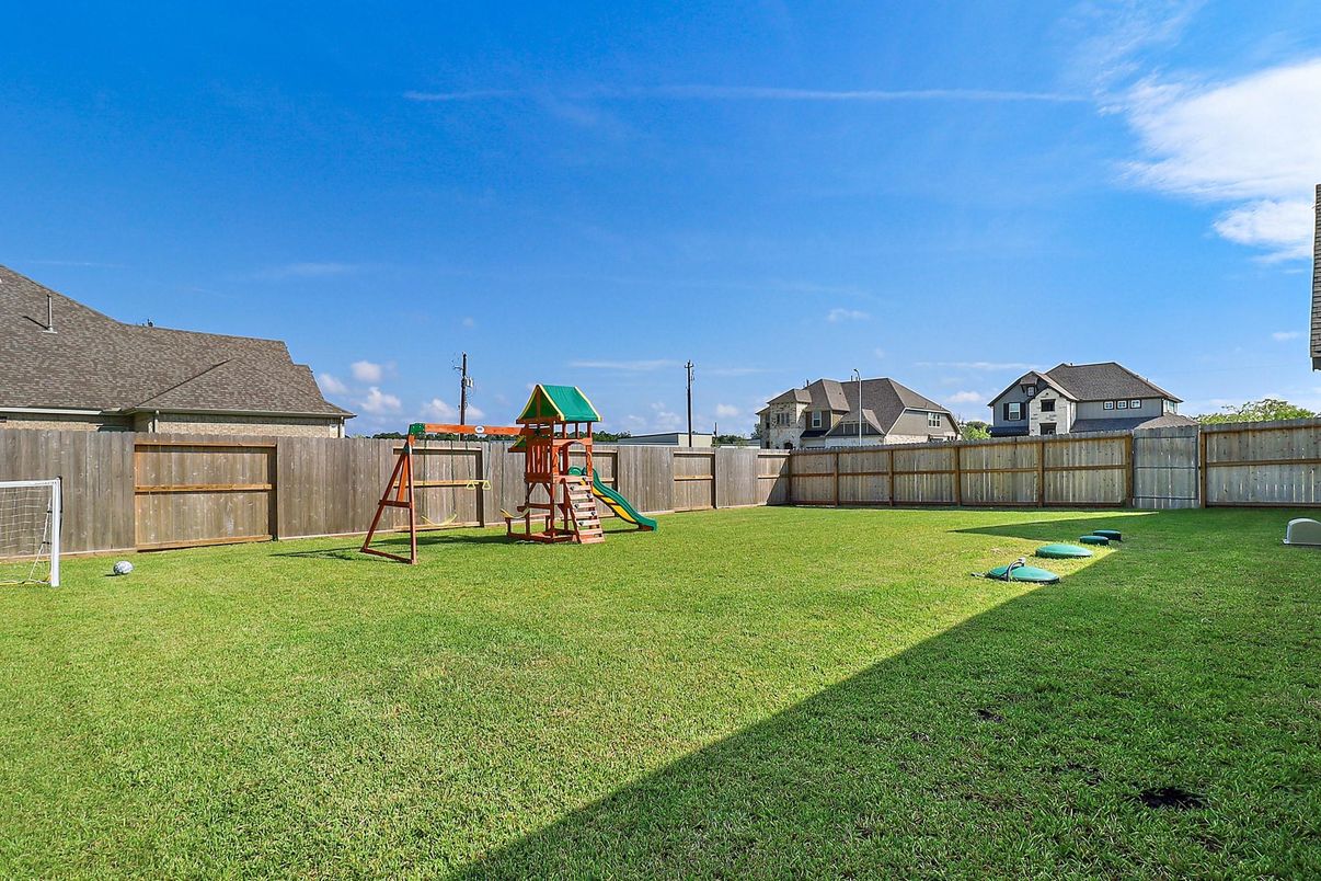 Backyard, Exterior, Playground