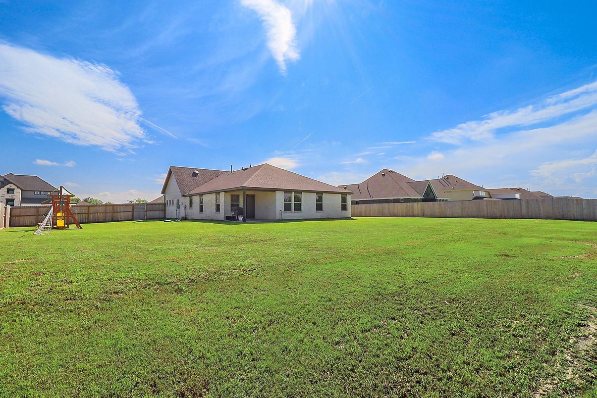 Backyard, Exterior, Playground