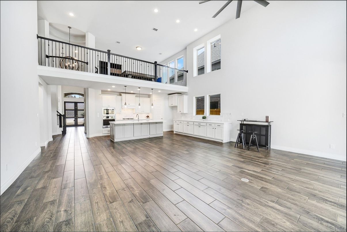 Interior, Kitchen, Pendant Lights, Recessed Lighting, Wood Texture Flooring