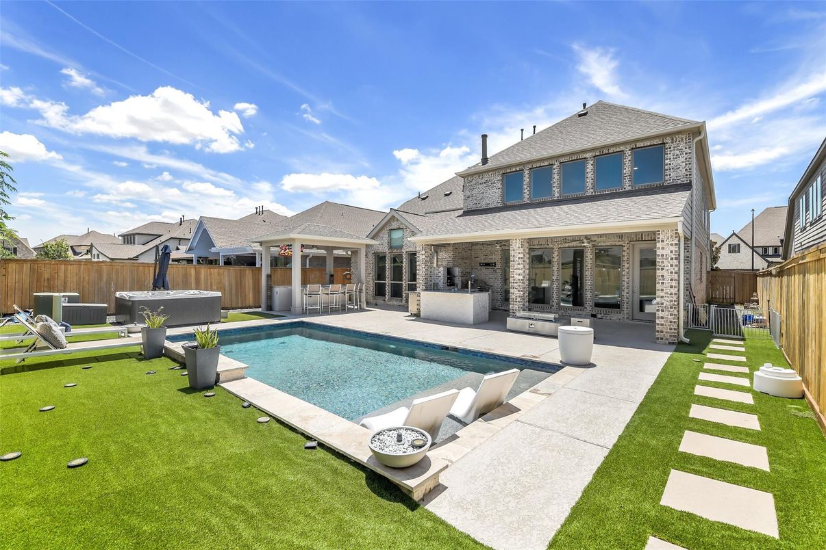 Backyard, Exterior, Pool