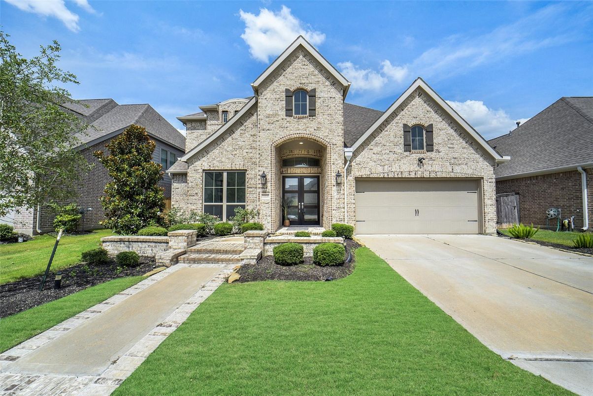 Attached, Exterior, Facade, Brick Facade, Brick Traditional