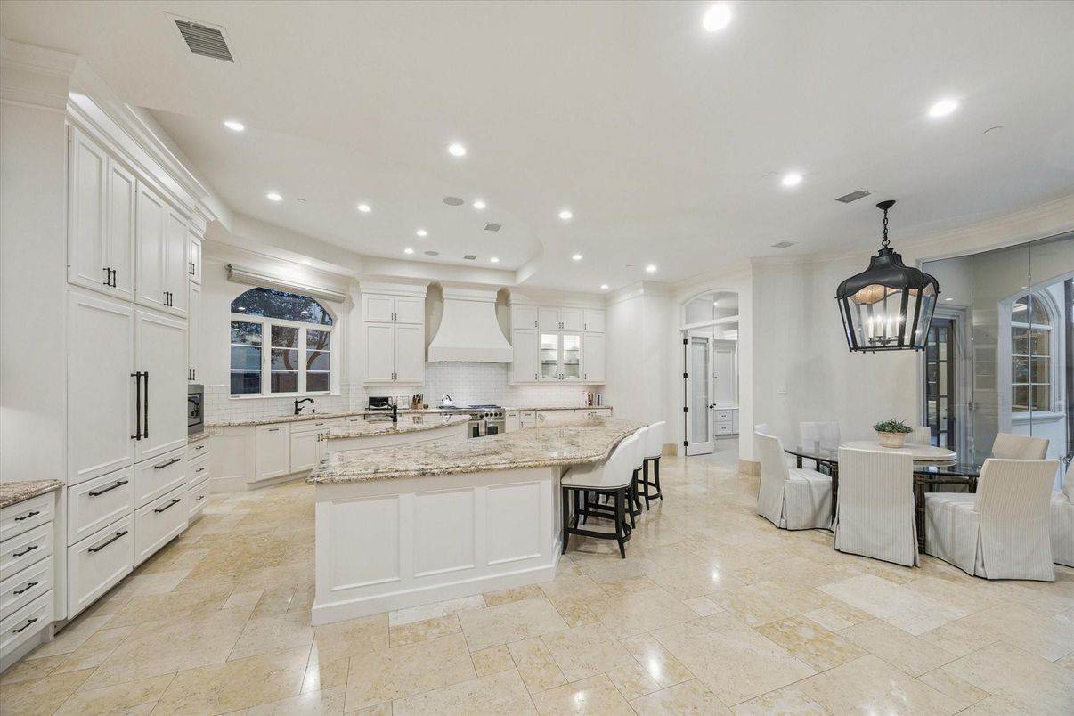 Dining room, Interior, Kitchen, Pendant Lights, Recessed Lighting