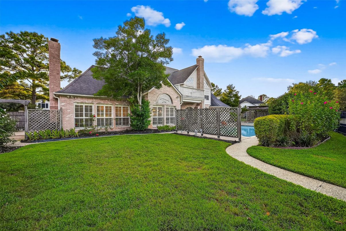 Backyard, Exterior, Pool, Solar Panels