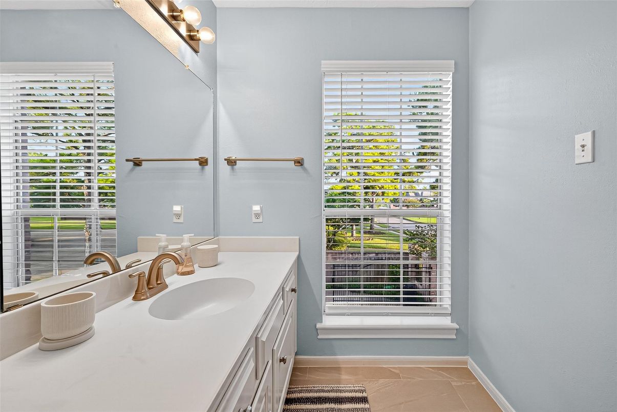 Bathroom, Interior