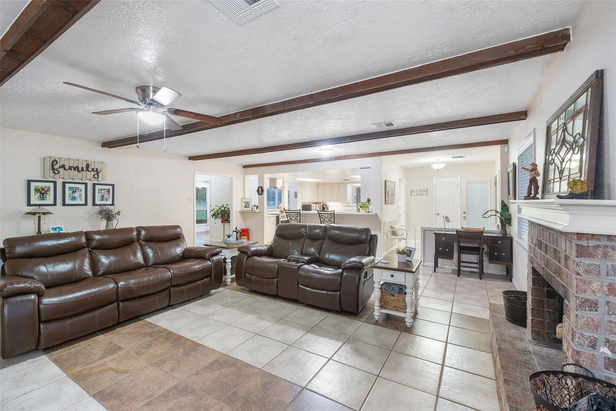Fireplace, Interior, Living room