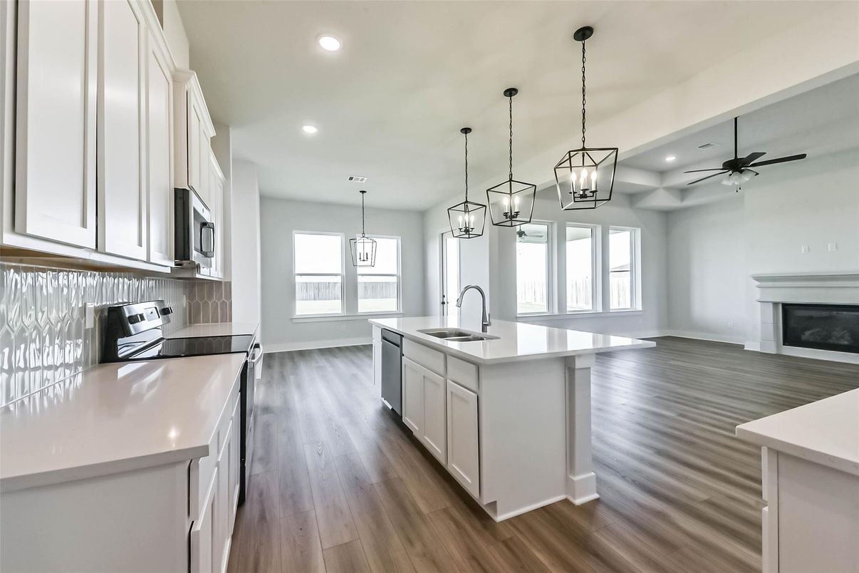 Fireplace, Interior, Kitchen, Pendant Lights, Recessed Lighting, Wood Texture Flooring