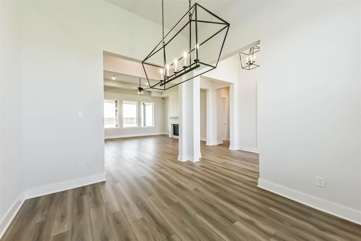 Empty room, Interior, Pendant Lights, Recessed Lighting, Wood Texture Flooring