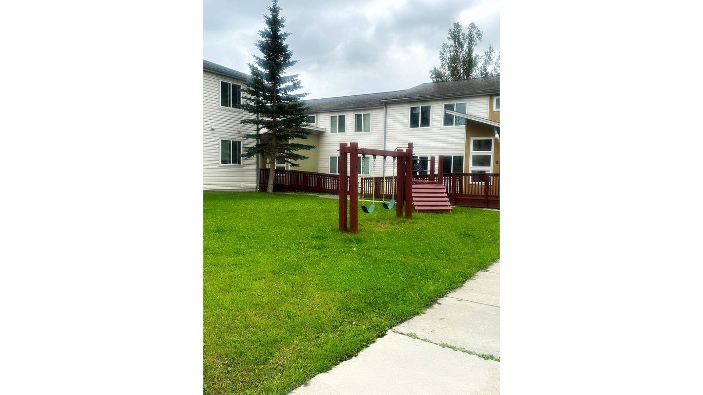 Backyard, Exterior, Playground