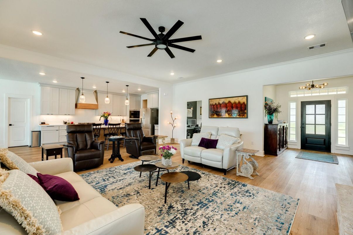 Interior, Kitchen, Living room, Pendant Lights, Recessed Lighting, Wood Texture Flooring