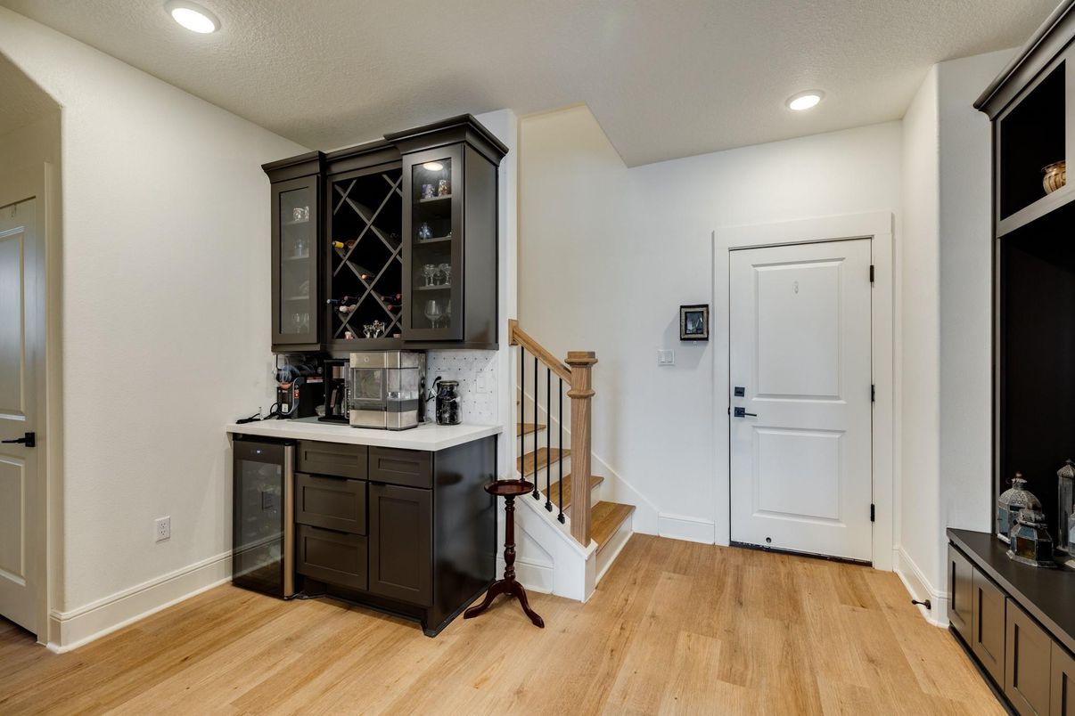 Interior, Recessed Lighting, Wood Texture Flooring