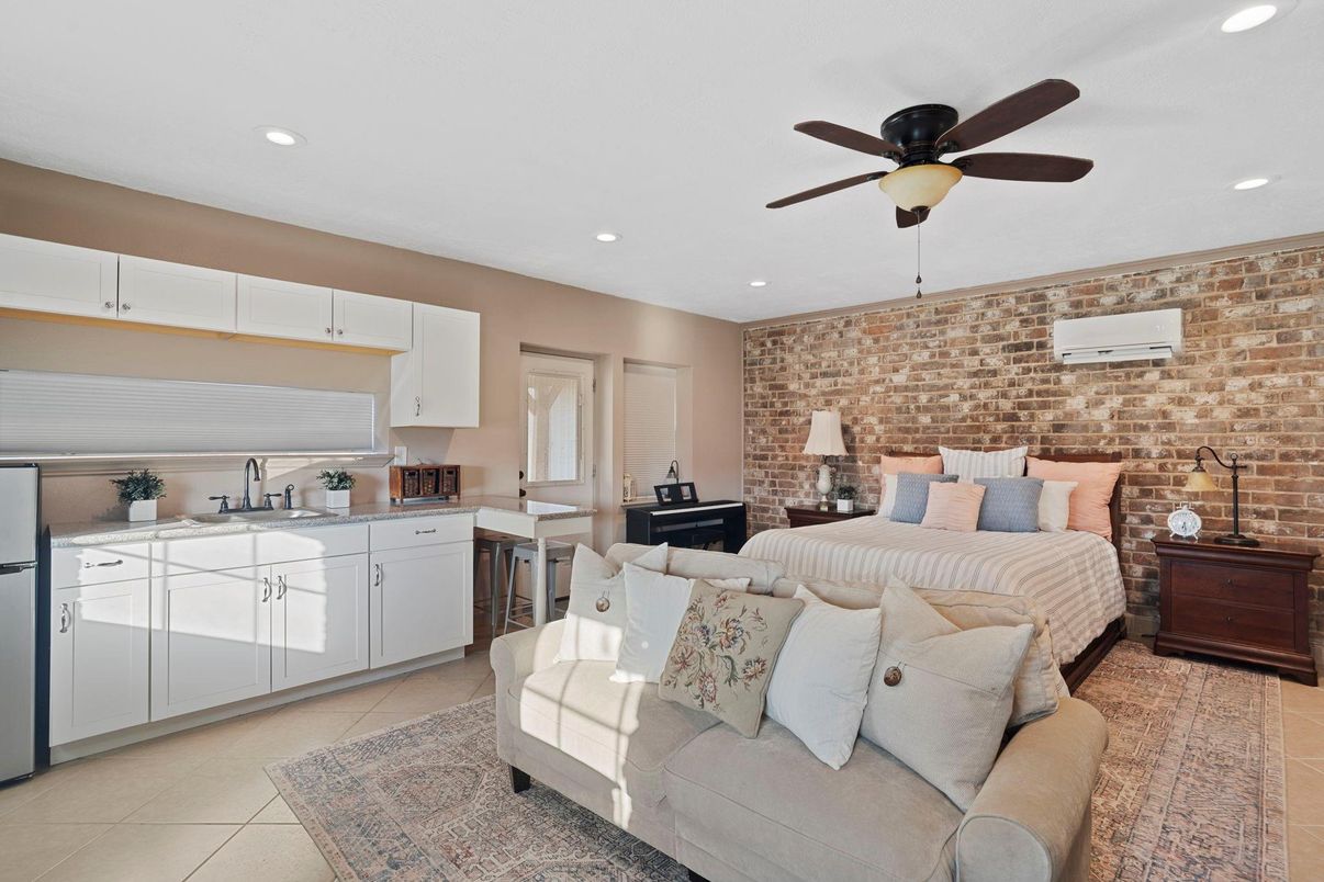 Bedroom, Interior, Kitchen, Recessed Lighting, Stone Walls