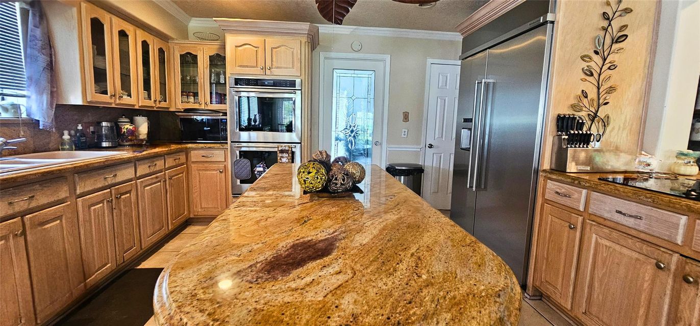 Interior, Kitchen, Stainless Steel Appliances