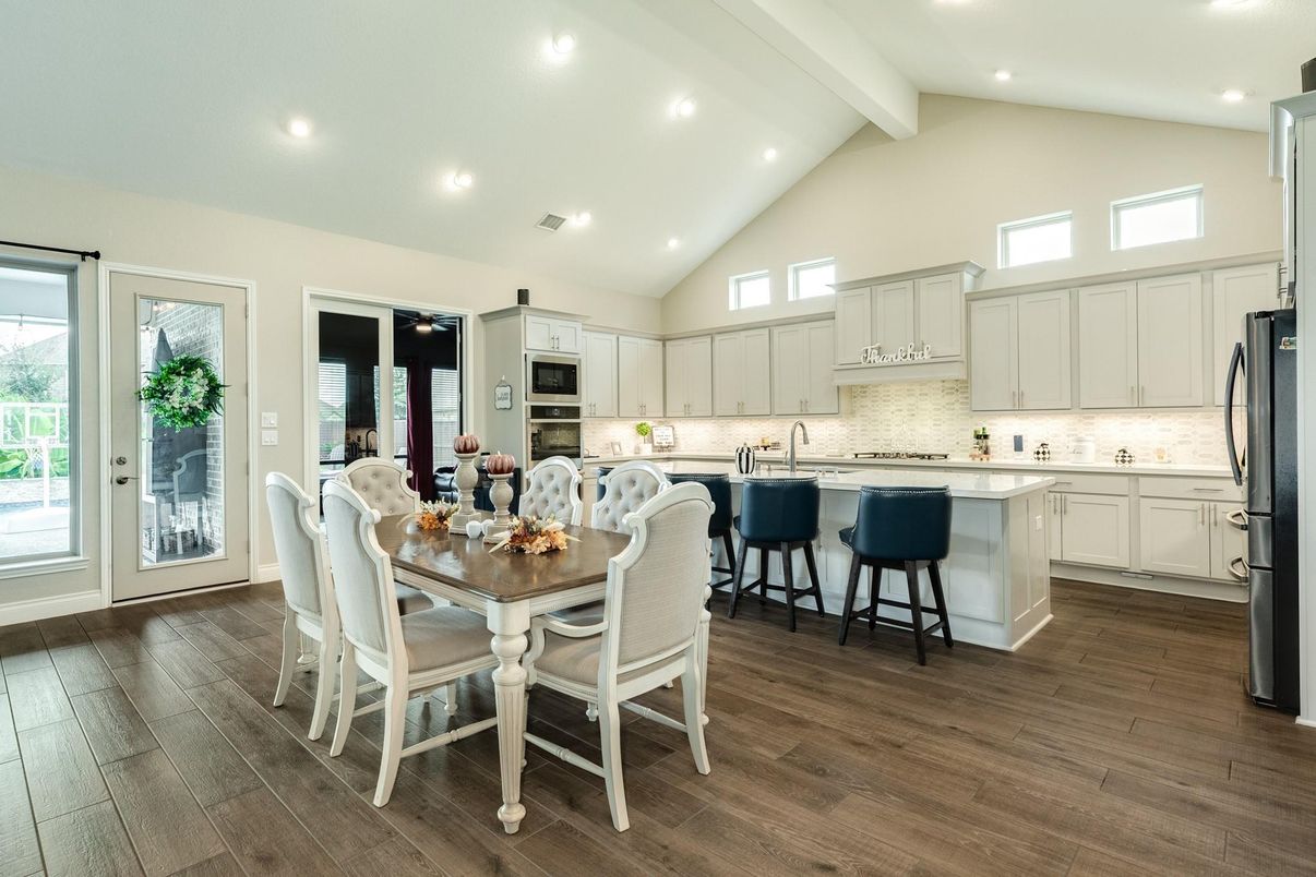 Dining room, Interior, Kitchen, Recessed Lighting, Wood Texture Flooring