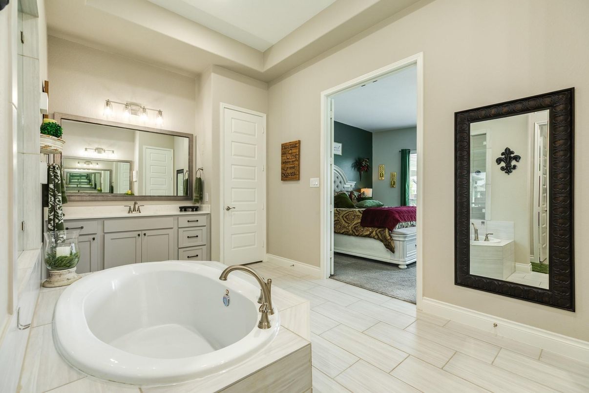Bathroom, Bedroom, Interior