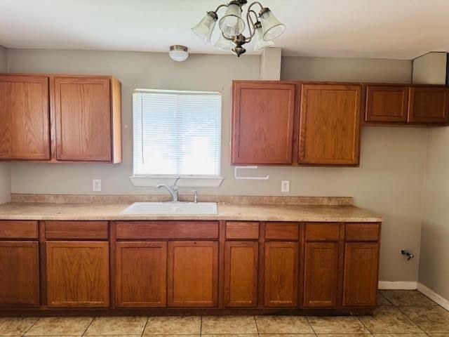 Chandelier, Interior, Kitchen