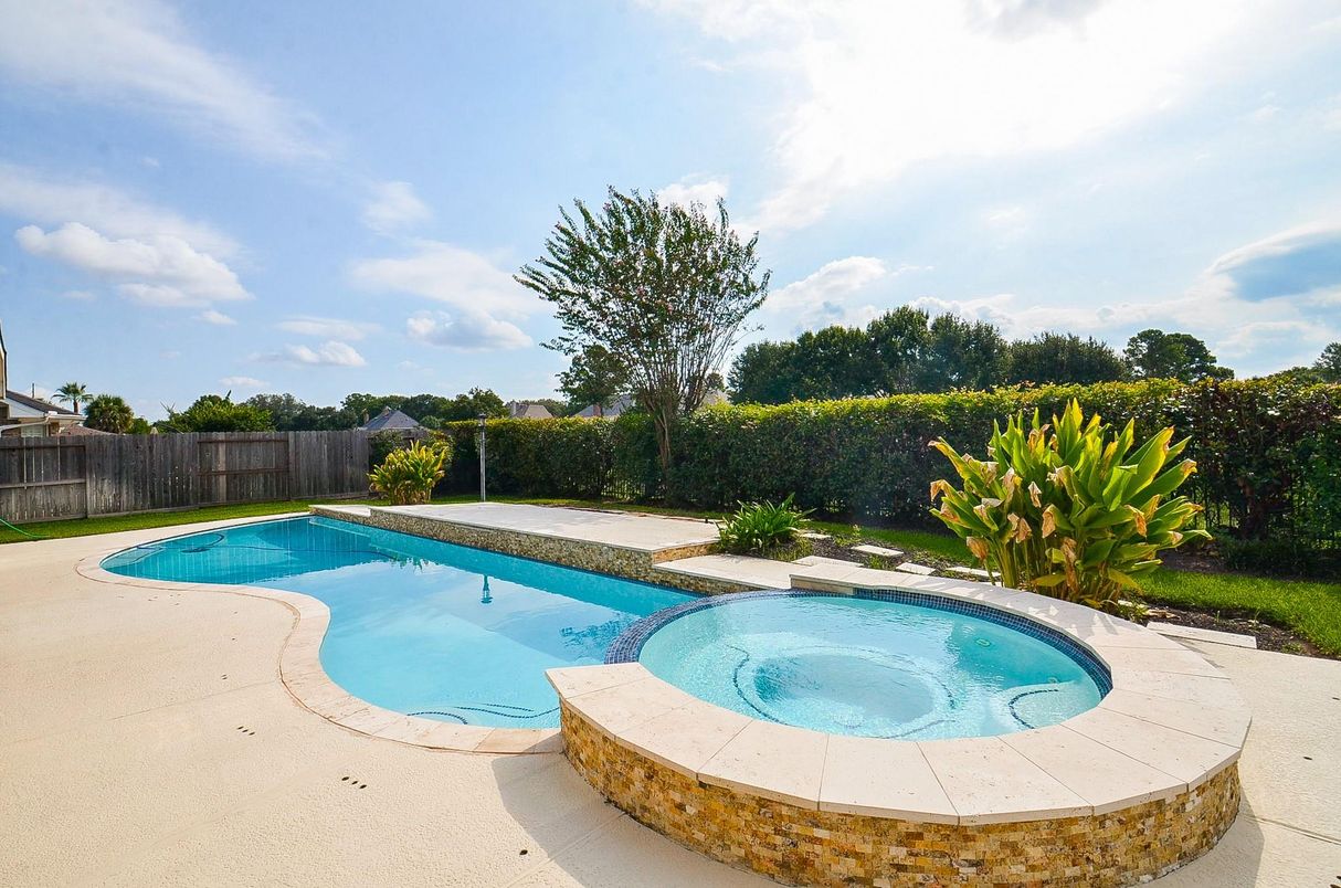 Exterior, Facade, Brick Facade, Pool, French Provincial