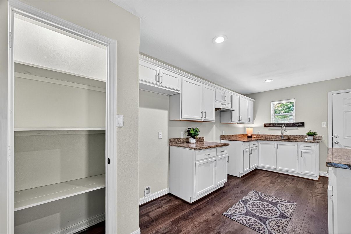 Interior, Kitchen, Recessed Lighting, Wood Texture Flooring