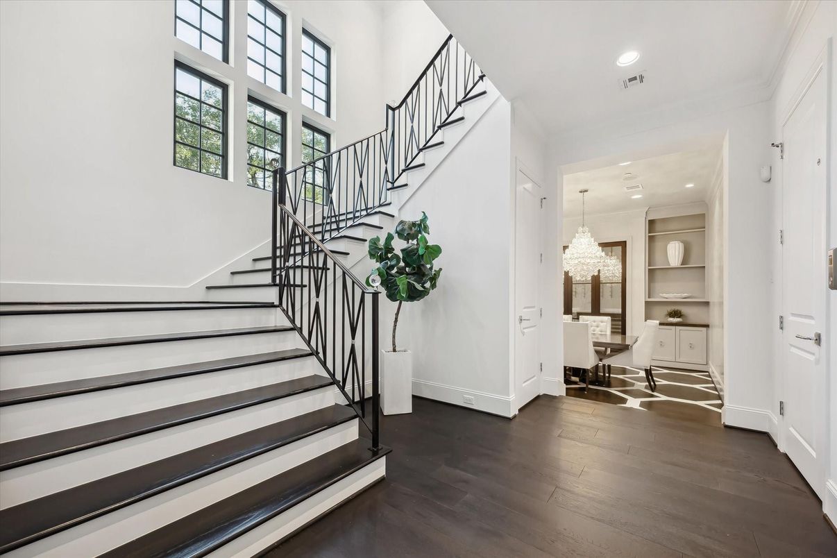 Chandelier, Interior, Recessed Lighting, Wood Texture Flooring