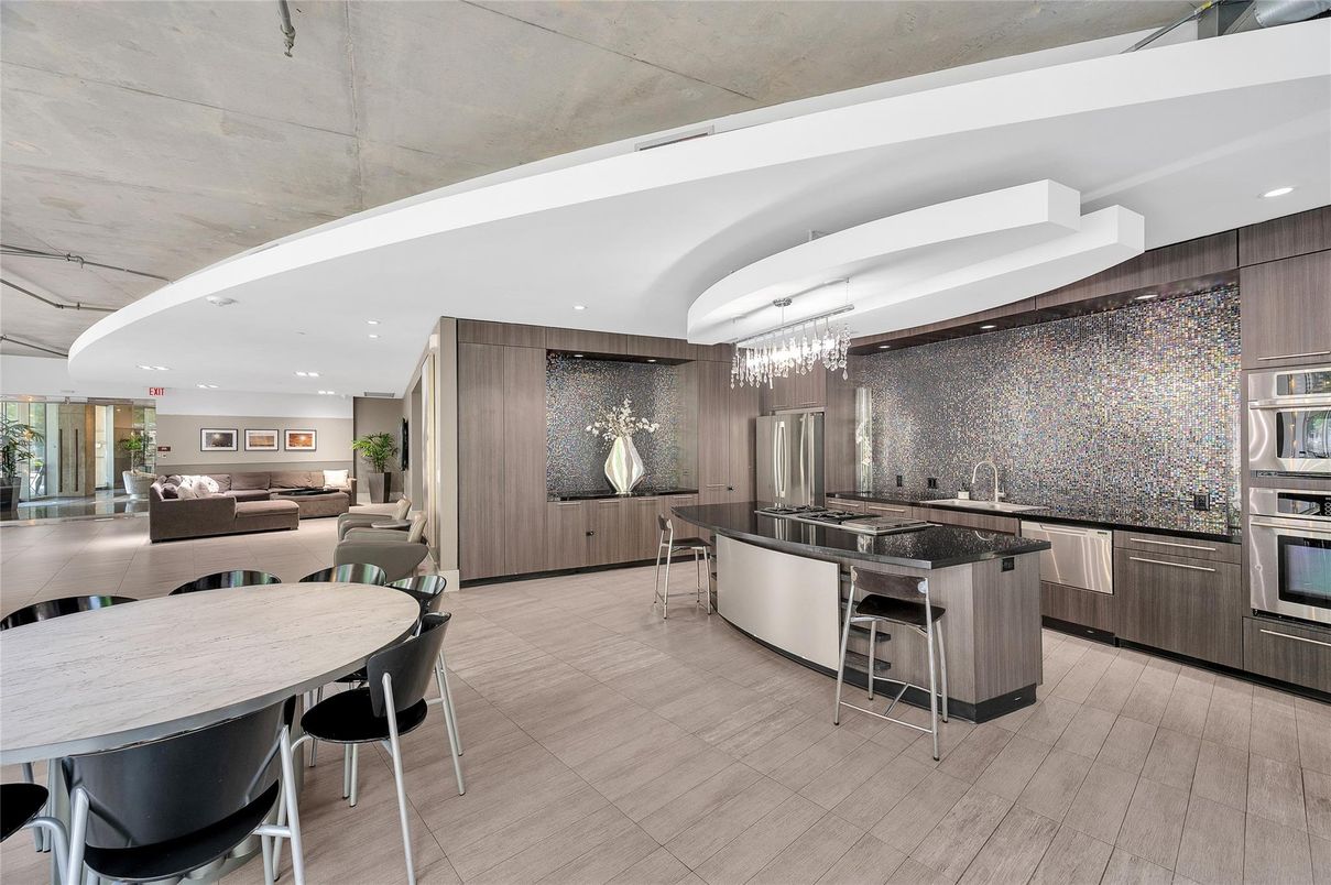 Chandelier, Dining room, Interior, Kitchen, Living room, Recessed Lighting, Stainless Steel Appliances