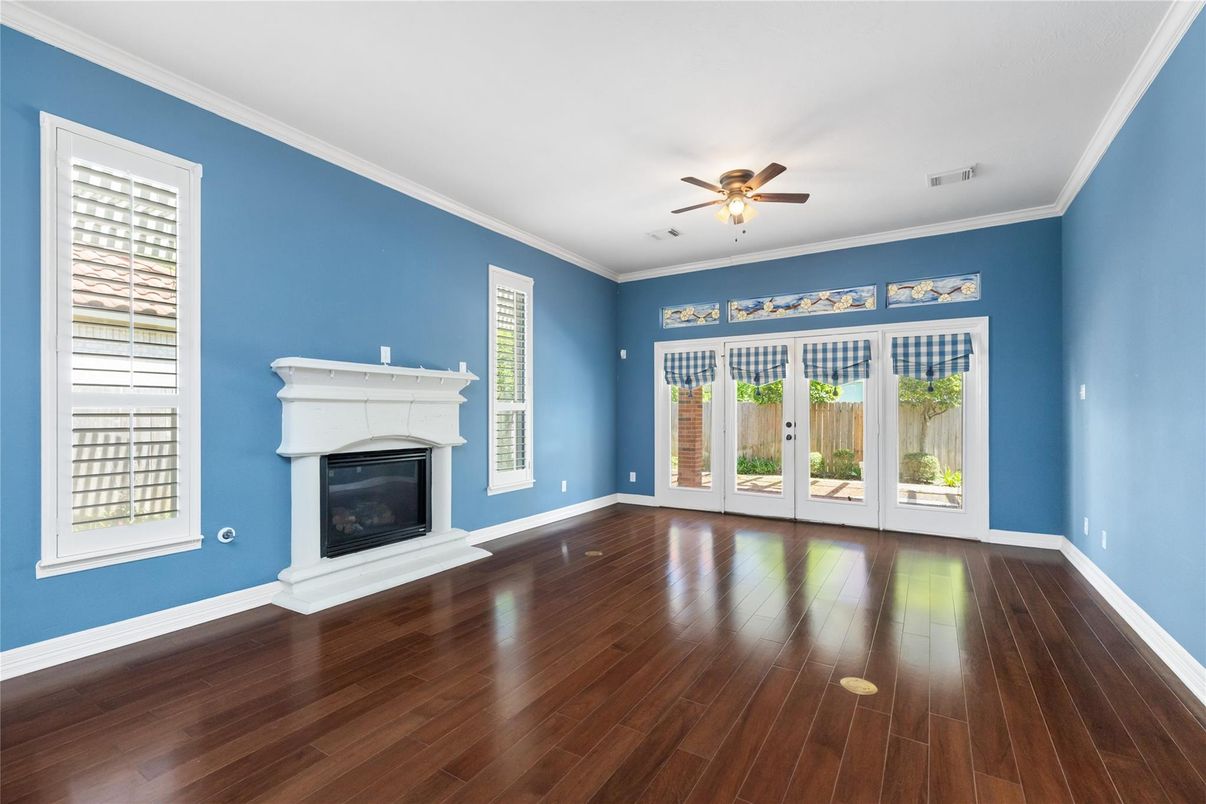 Empty room, Fireplace, Interior, Wood Texture Flooring