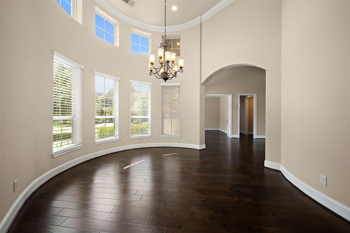 Chandelier, Interior, Recessed Lighting, Wood Texture Flooring