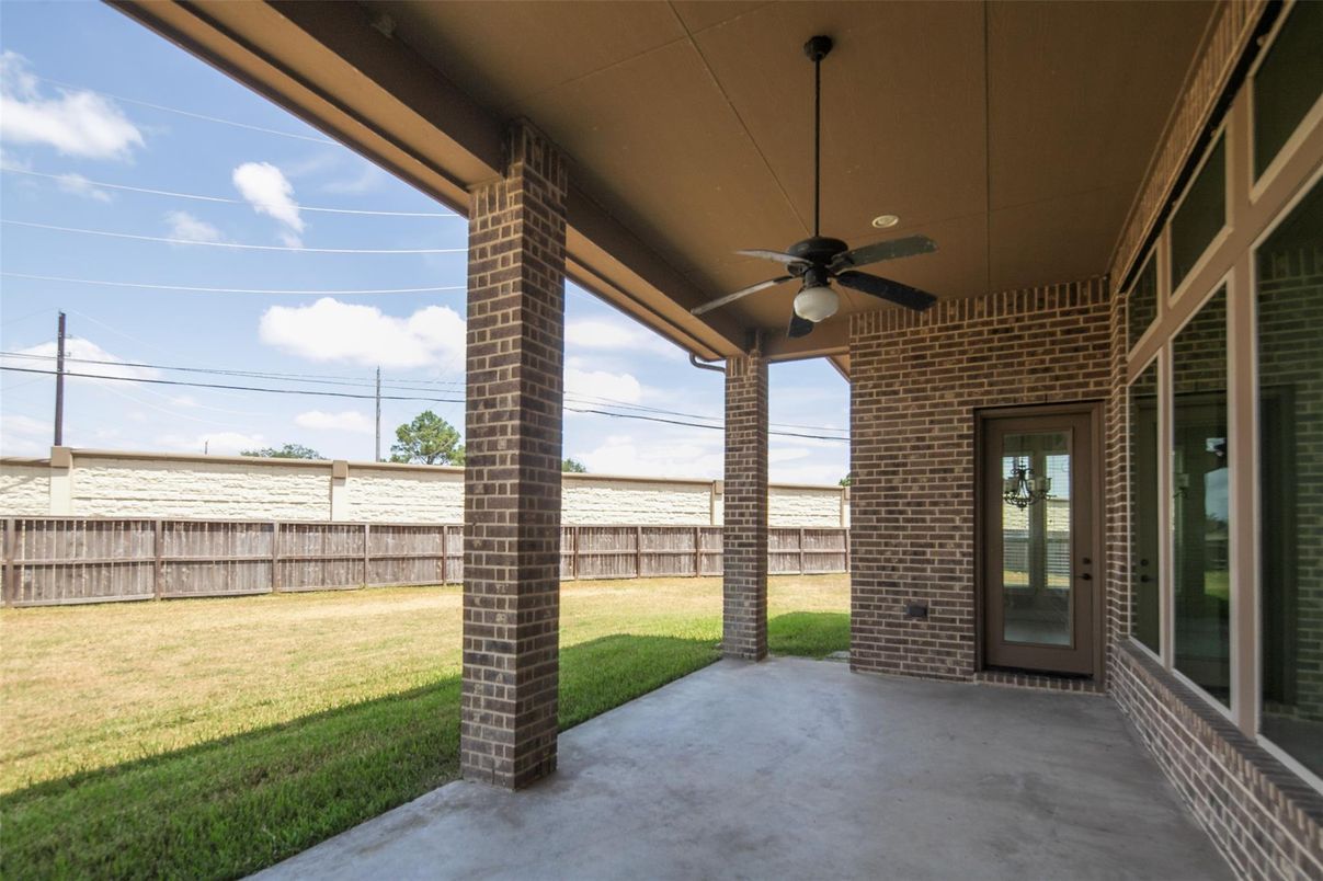Backyard, Exterior