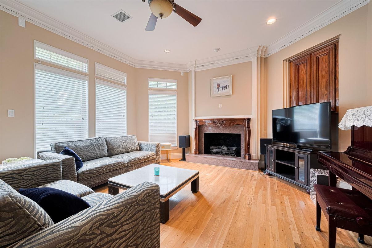 Fireplace, Interior, Living room, Recessed Lighting, Wood Texture Flooring