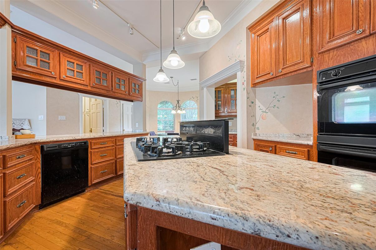 Interior, Kitchen, Pendant Lights, Wood Texture Flooring