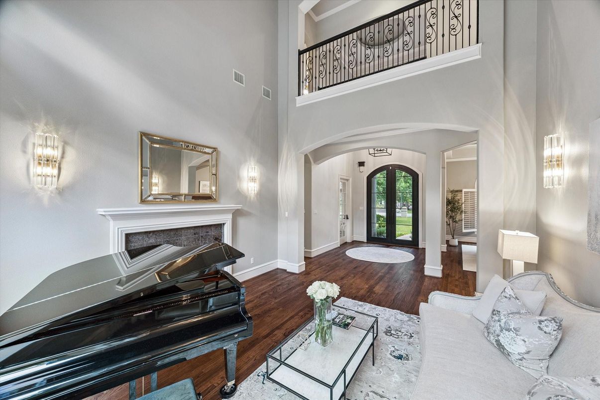 Fireplace, Interior, Living room, Piano, Wood Texture Flooring