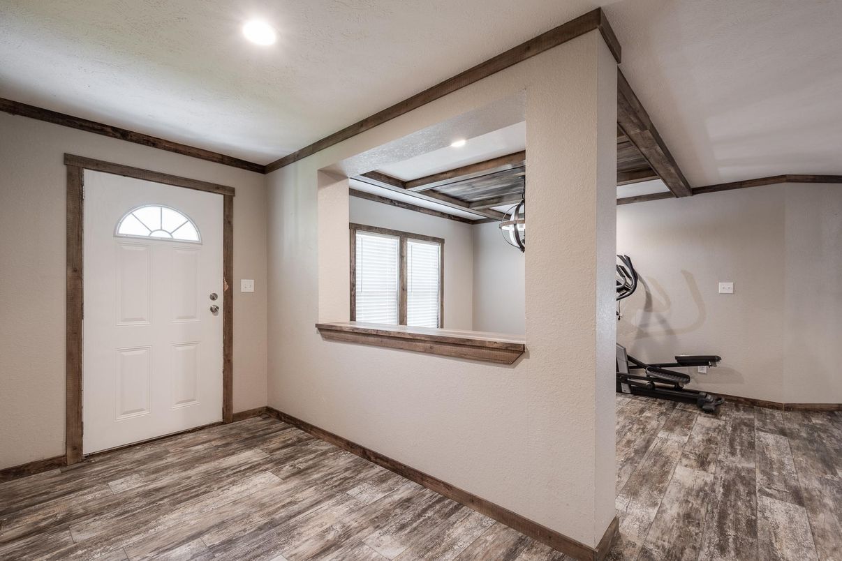 Interior, Recessed Lighting, Wood Texture Flooring