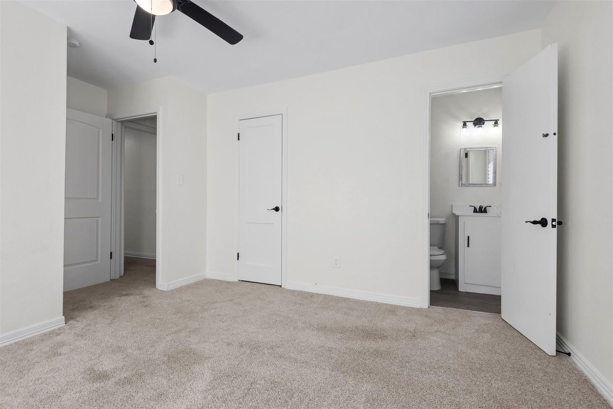 Bathroom, Empty room, Interior