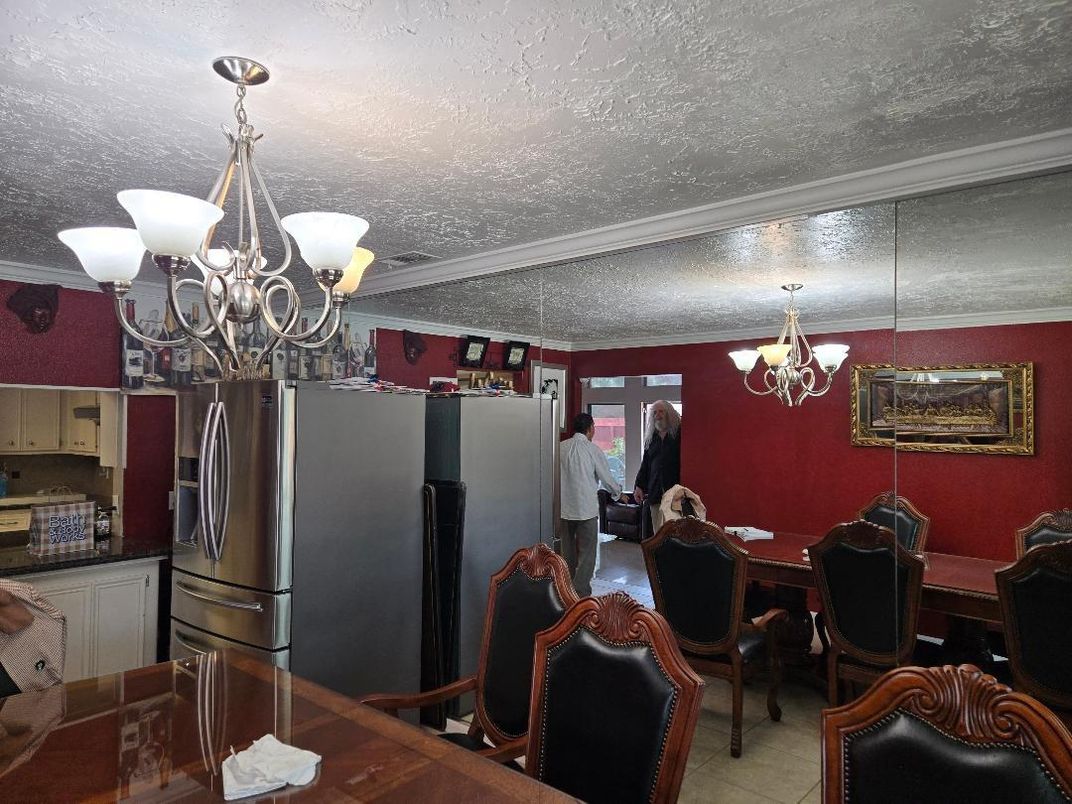 Chandelier, Dining room, Interior, Kitchen
