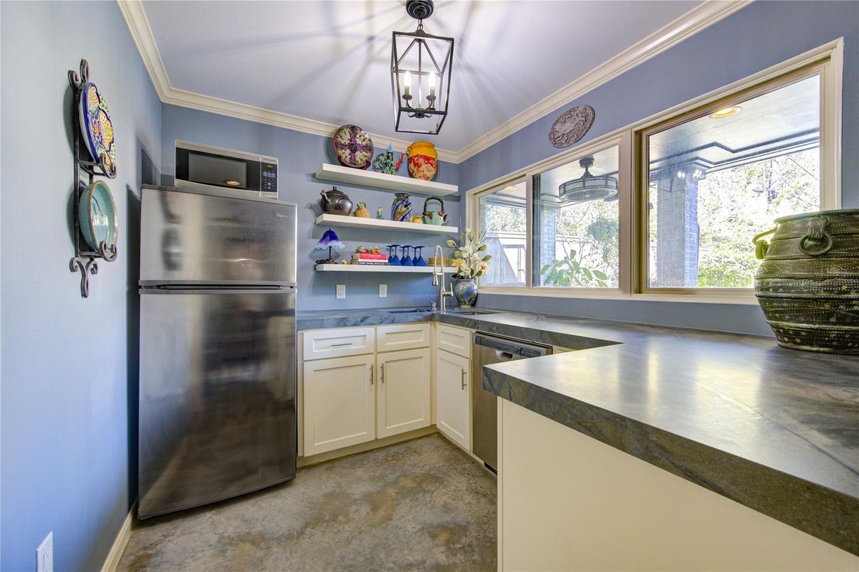Interior, Kitchen, Stainless Steel Appliances