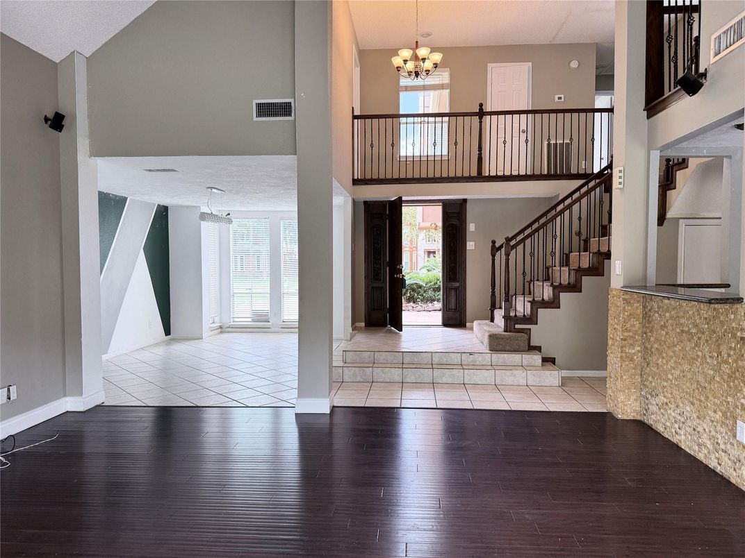 Chandelier, Interior, Wood Texture Flooring