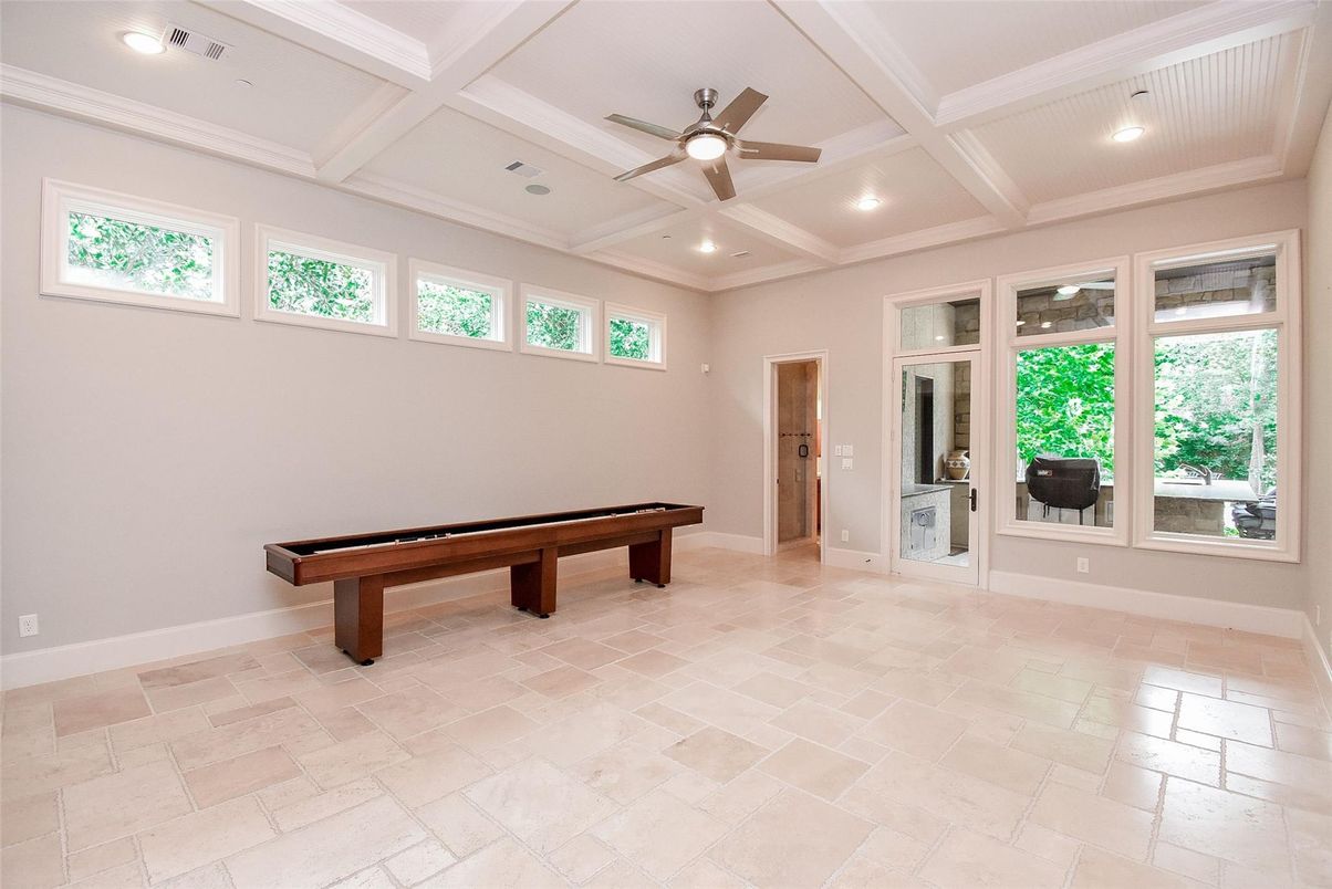Billiard Table, Game Room, Interior, Recessed Lighting