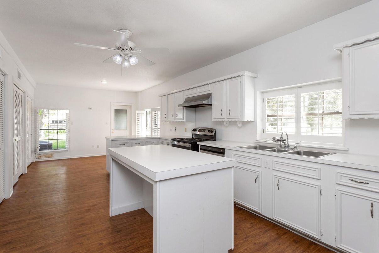 Interior, Kitchen, Wood Texture Flooring