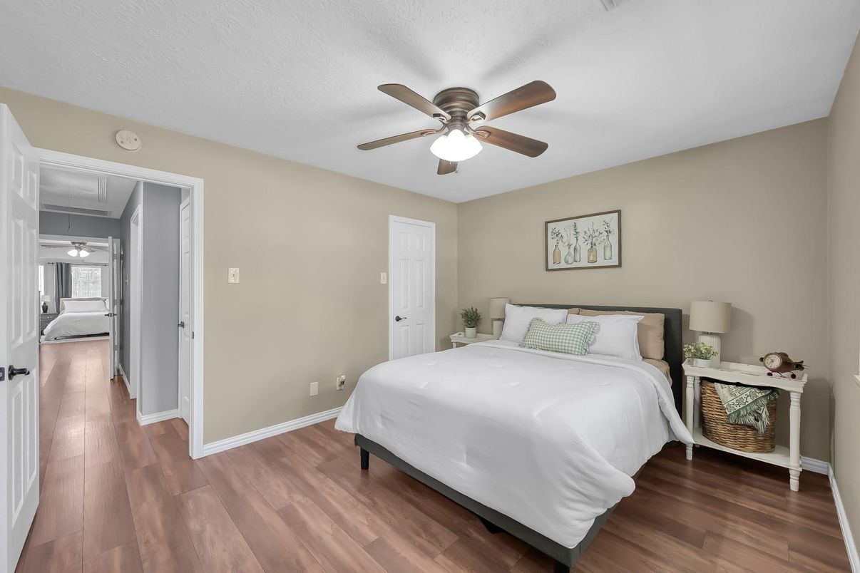 Bedroom, Interior, Wood Texture Flooring