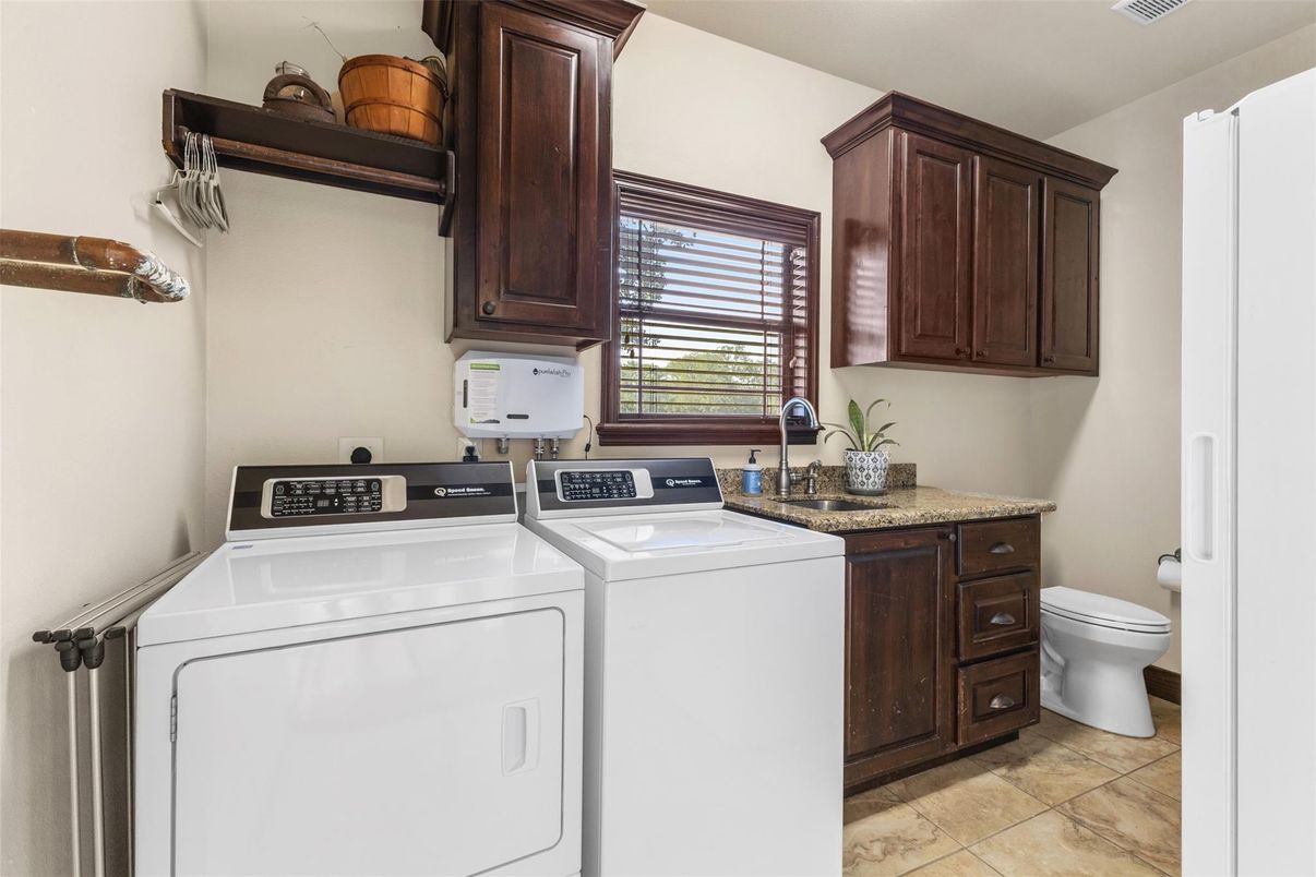 Interior, Washer