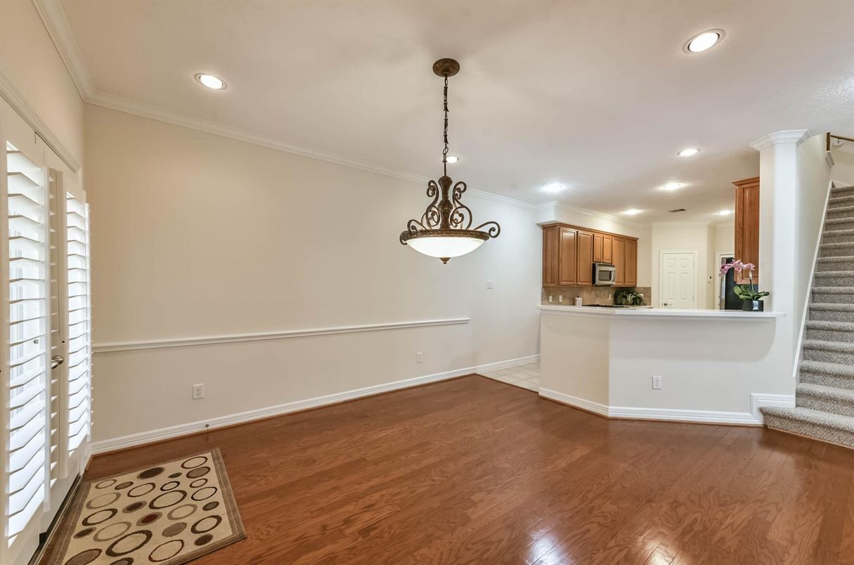 Interior, Kitchen, Pendant Lights, Recessed Lighting, Wood Texture Flooring
