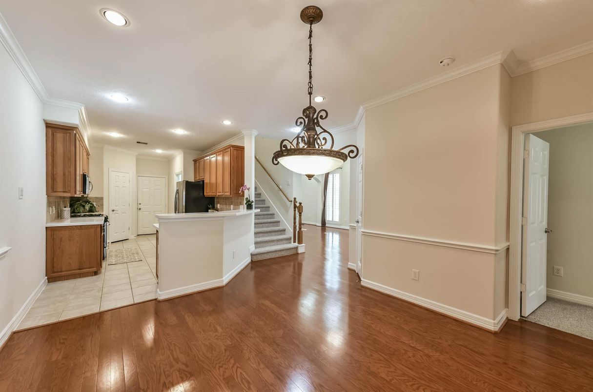 Interior, Kitchen, Pendant Lights, Recessed Lighting, Wood Texture Flooring