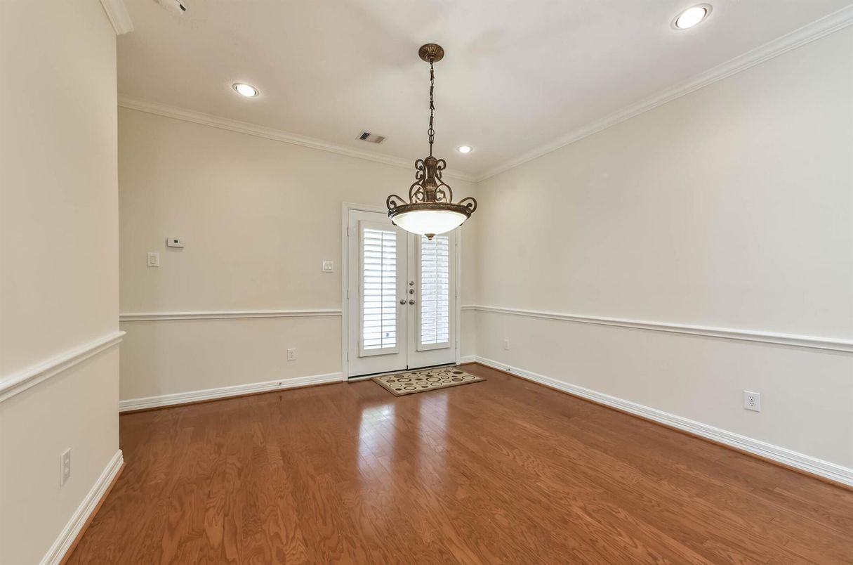 Empty room, Interior, Pendant Lights, Recessed Lighting, Wood Texture Flooring