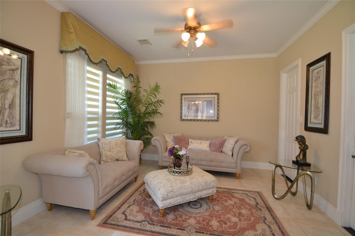 Interior, Living room