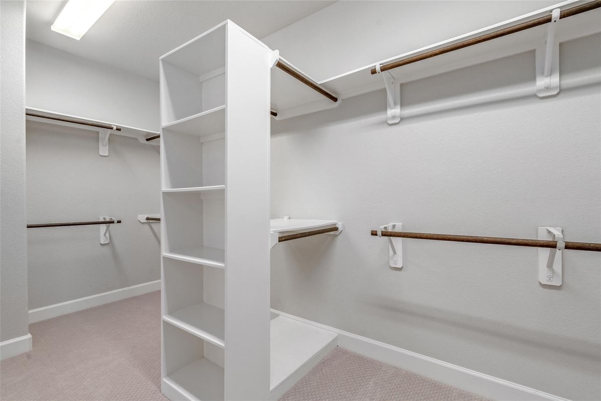 Interior, Walk-in Closets