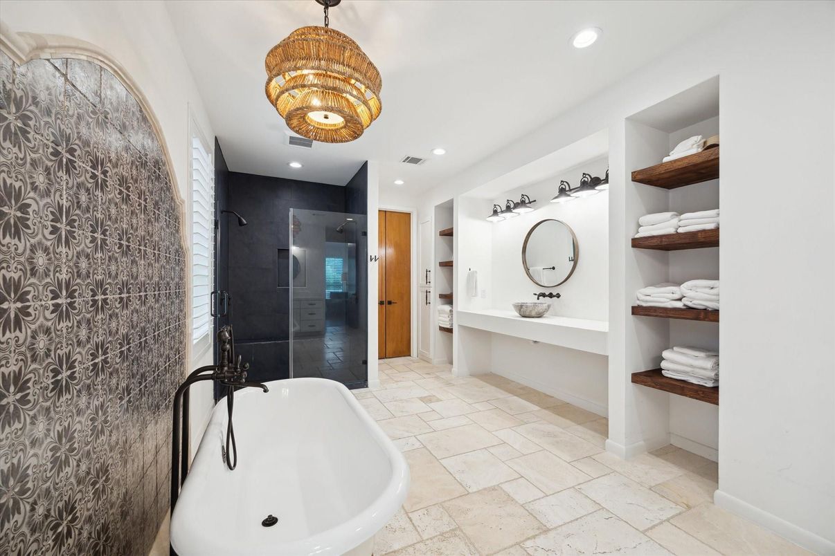 Bathroom, Free Standing Baths, Glass Shower, Interior, Recessed Lighting